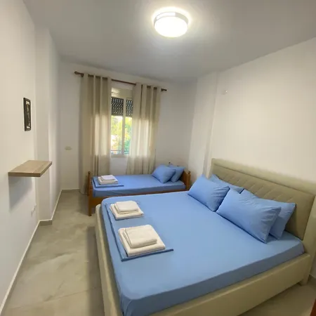 Beachfront Apartament *