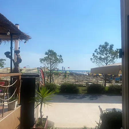 Apartament Beachfront *