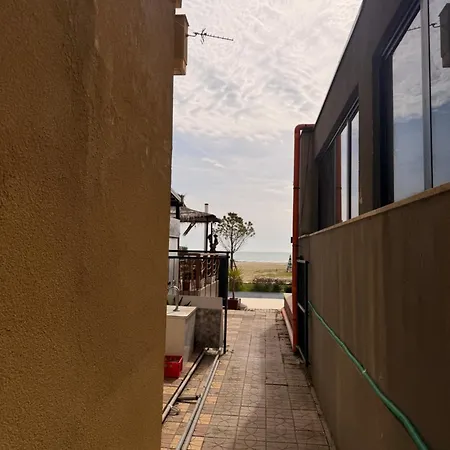 Beachfront * Durrës